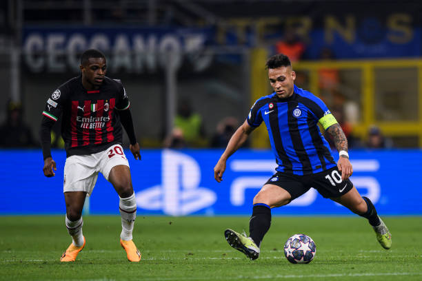 她们通过个 她们通过个