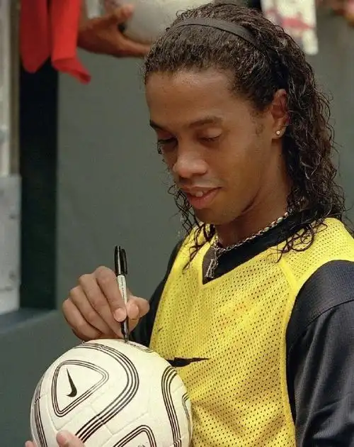 仅彰显了王 仅彰显了王